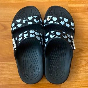 Classic Crocs Hearts Sandal